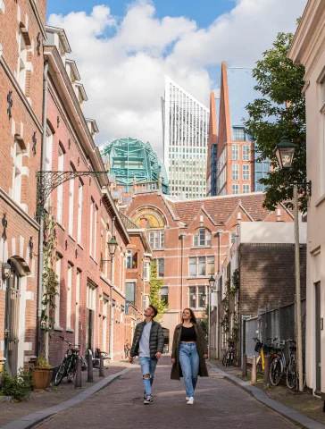 Wandelen in binnenstad van Den Haag